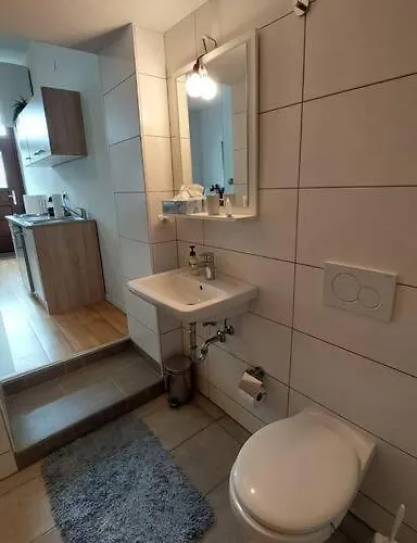 Ruhige Alleinlage Am Bauernhof Appartement *