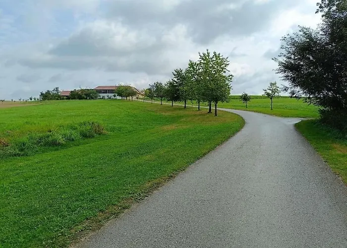 Ruhige Alleinlage Am Bauernhof Lägenhet Lichtenau